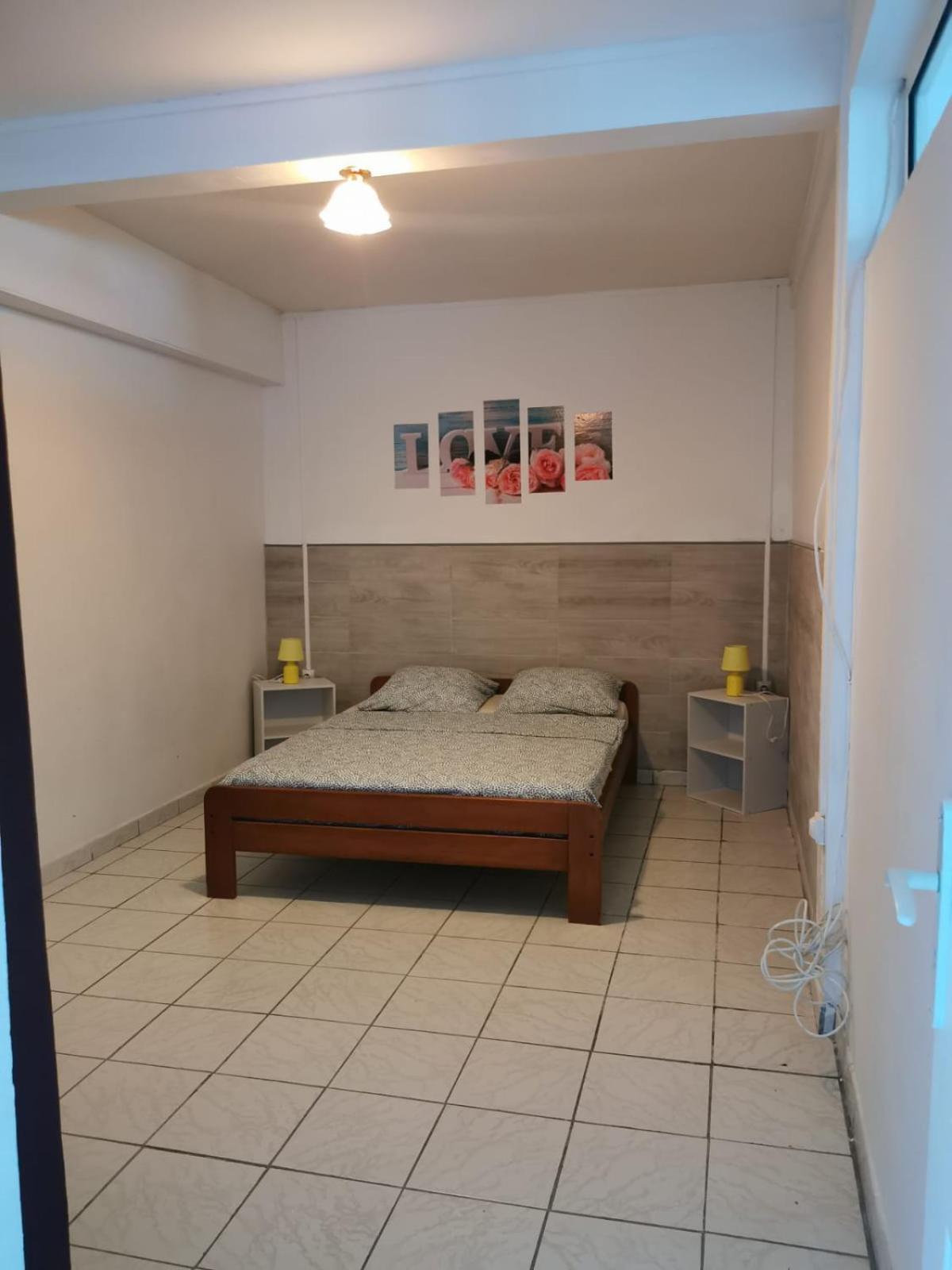 Anais Loc Lägenhet La Trinité Exteriör bild